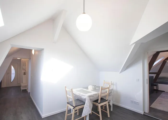 Moderne Nach Sanierung Lejlighed *