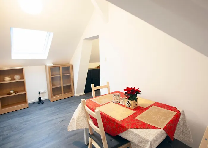 Moderne Nach Sanierung Lejlighed